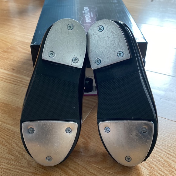 Revolution | toddler tap shoes 11.5C / toddler 7 - Picture 4 of 5